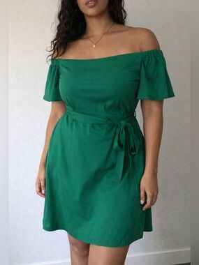 Eliza J Green Off Shoulder Belted Knee Length Dress Size 12 NWT Garden Party‎